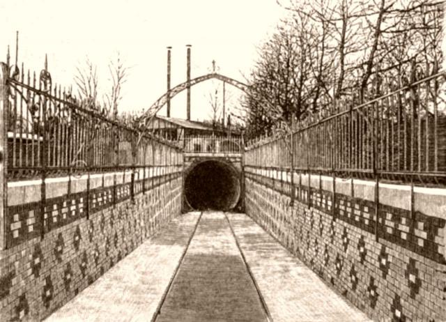 Der westliche Eingang des Tunnels