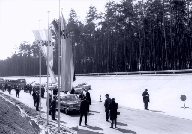 Opel-Prüffeld in Dudenhofen 1966