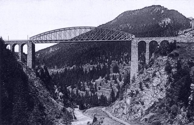 Das Viadukt über die Trisanna