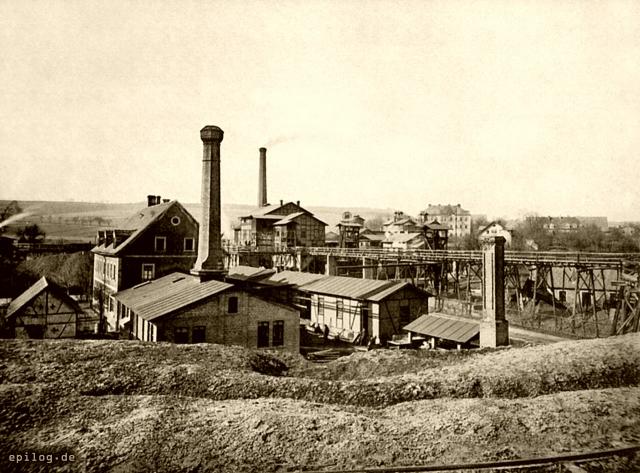 Förderschacht mit Aufbereitungs- und Verladeanlage.