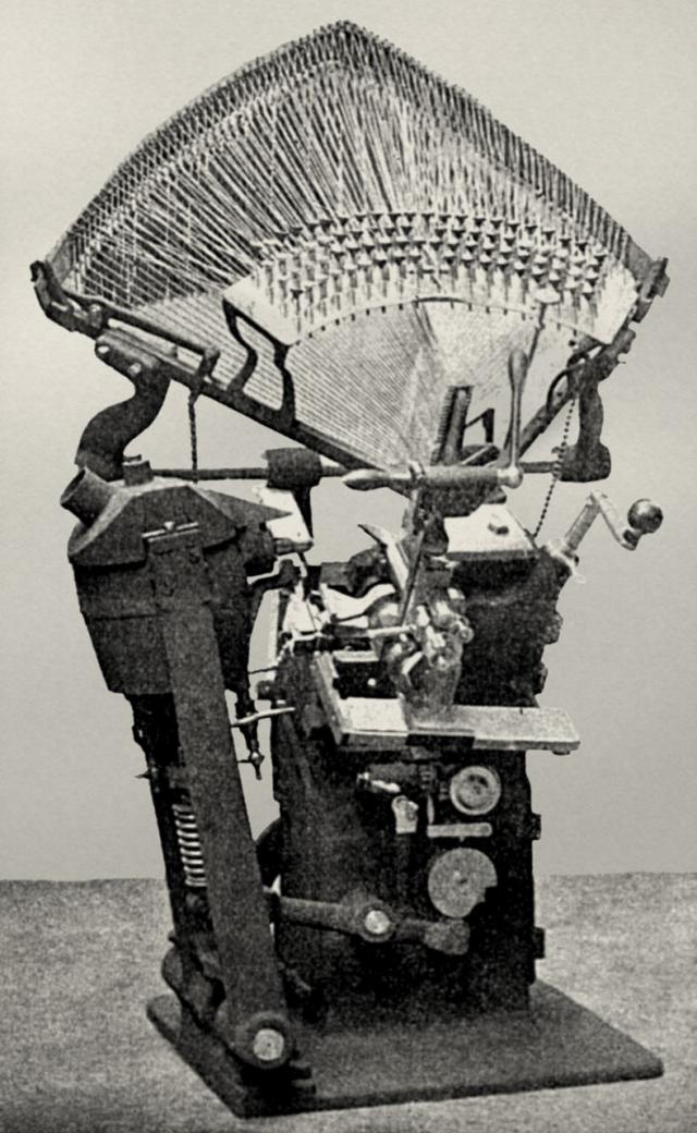 Typograph. Vorderansicht.