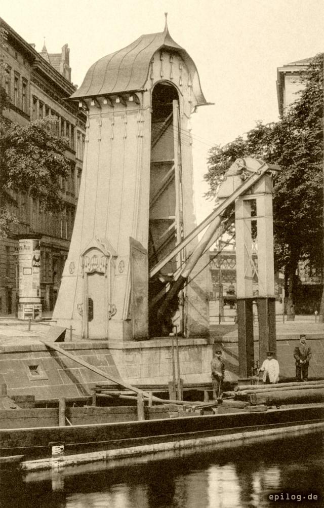 Kohlenhebewerk am Landwehrkanal.