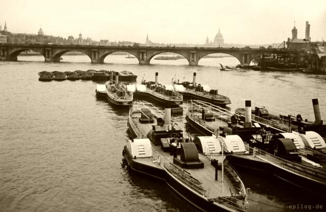 Themse und Waterloo Bridge