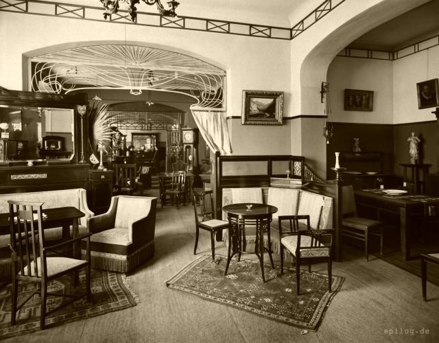 Verkauf von Möbeln und Zimmer-Einrichtungen.